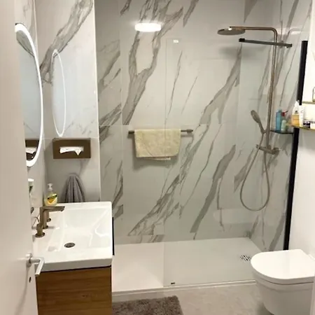 Apartament Silver Beach Holiday Apartman Ezustpart