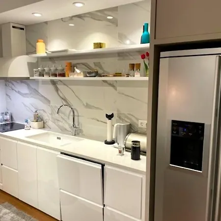 Silver Beach Holiday Apartman Ezustpart Apartament *